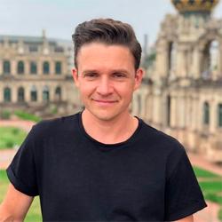 Євген Толочин